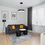 Апартаменты Totu Black&white Centrum Гдыня